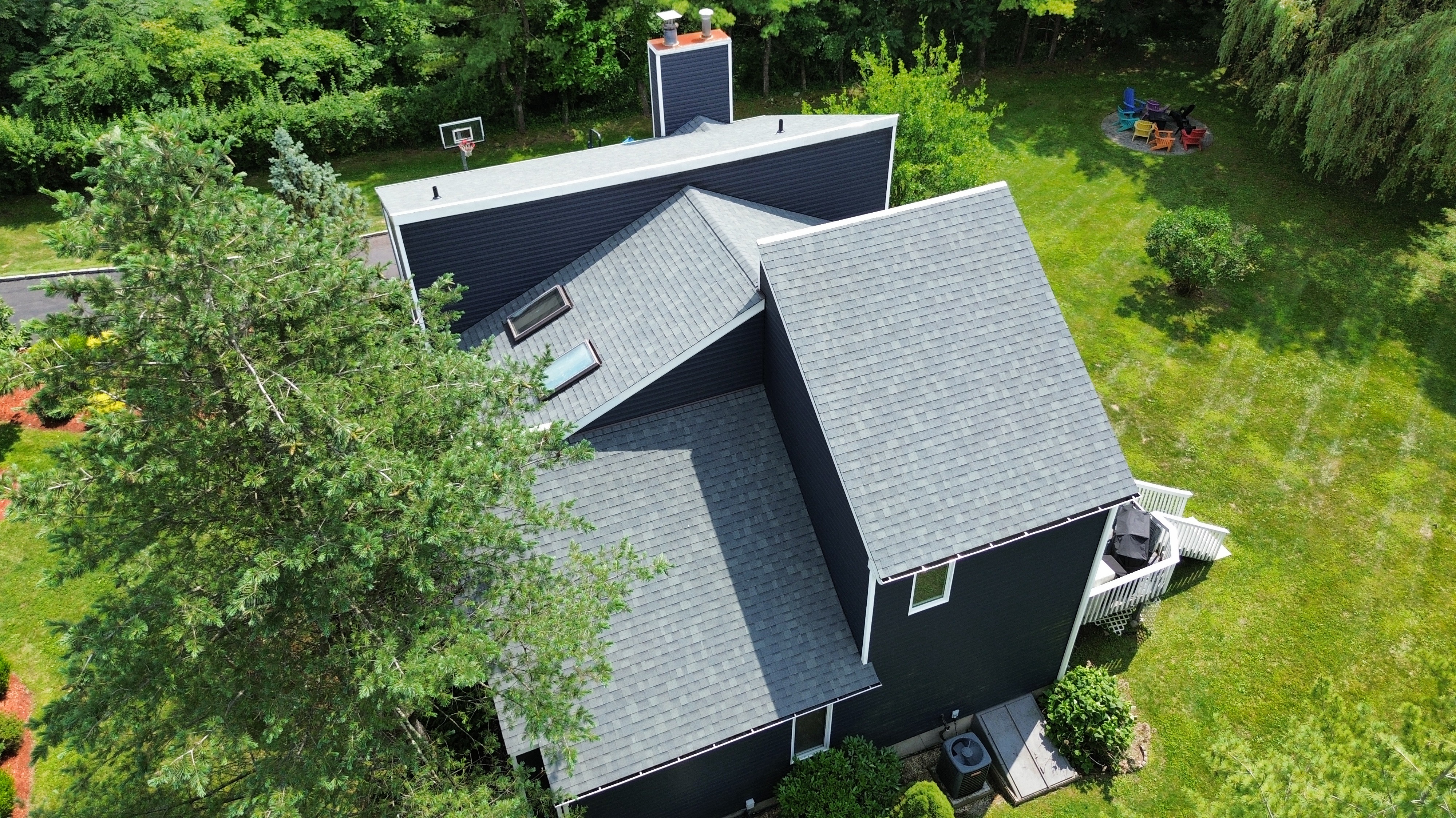 Shingle Roofer install in Saddle River, NJ.